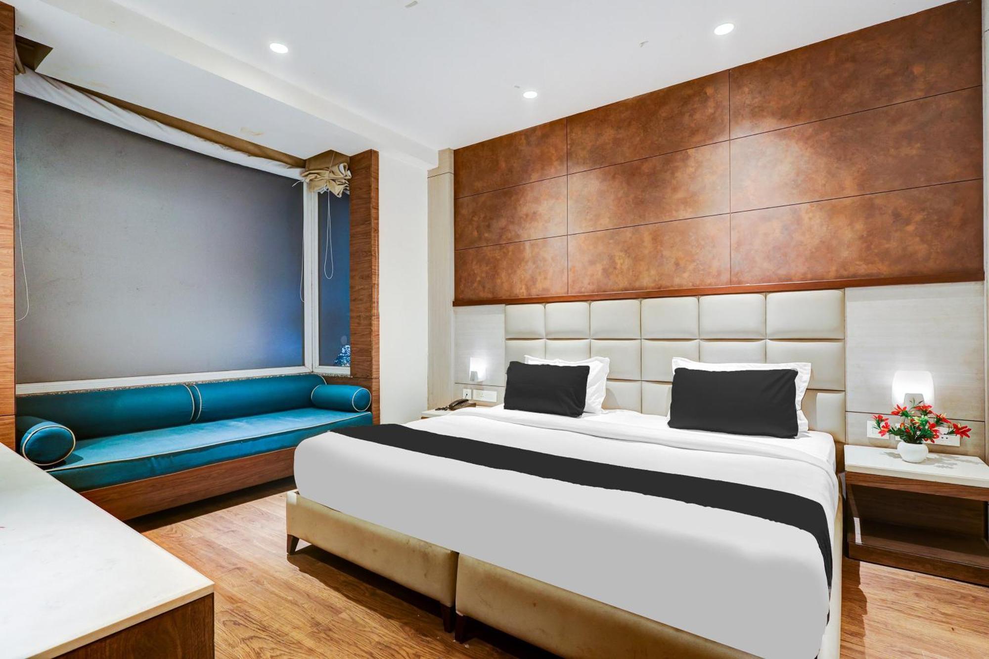 Super Townhouse Chhatarpur Near Metro Park Νέο Δελχί Εξωτερικό φωτογραφία