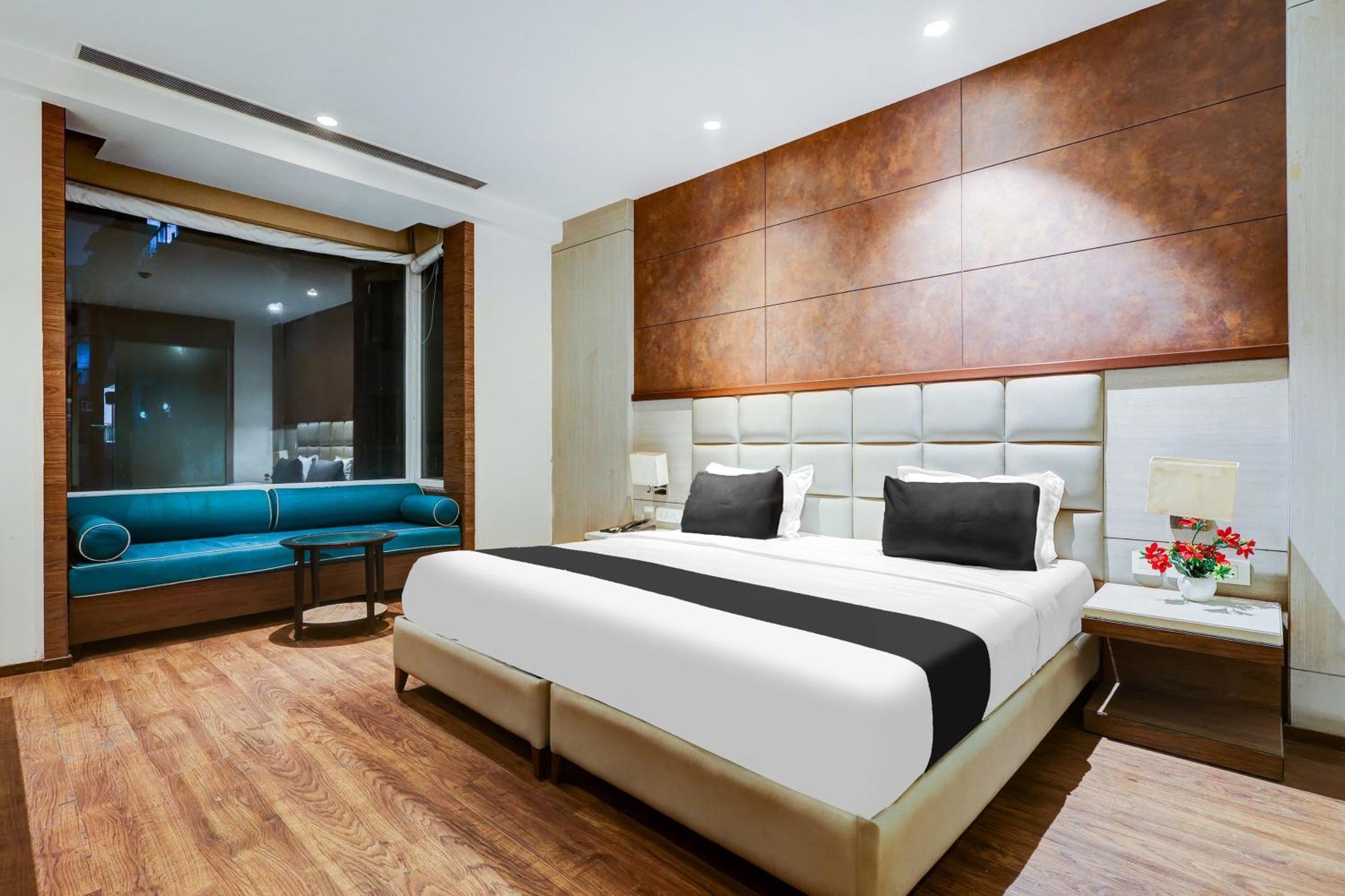 Super Townhouse Chhatarpur Near Metro Park Νέο Δελχί Εξωτερικό φωτογραφία